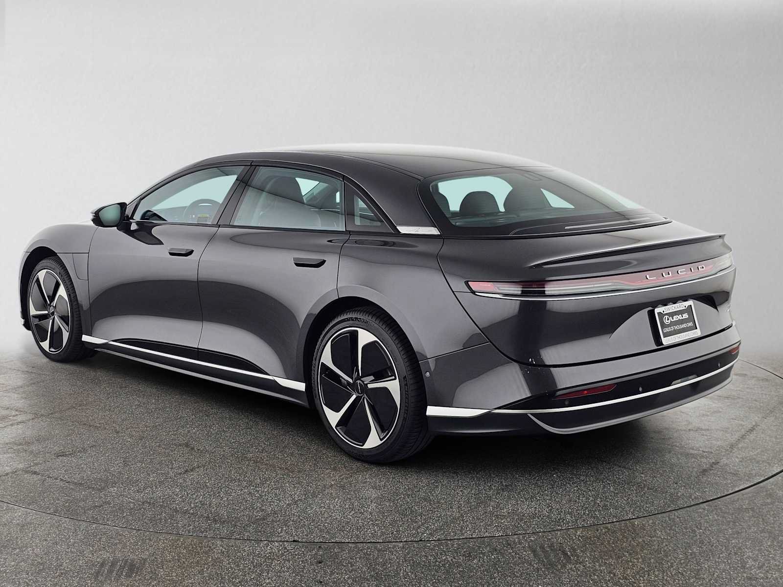 Used 2025 Lucid Air Touring AWD/4WD image 5