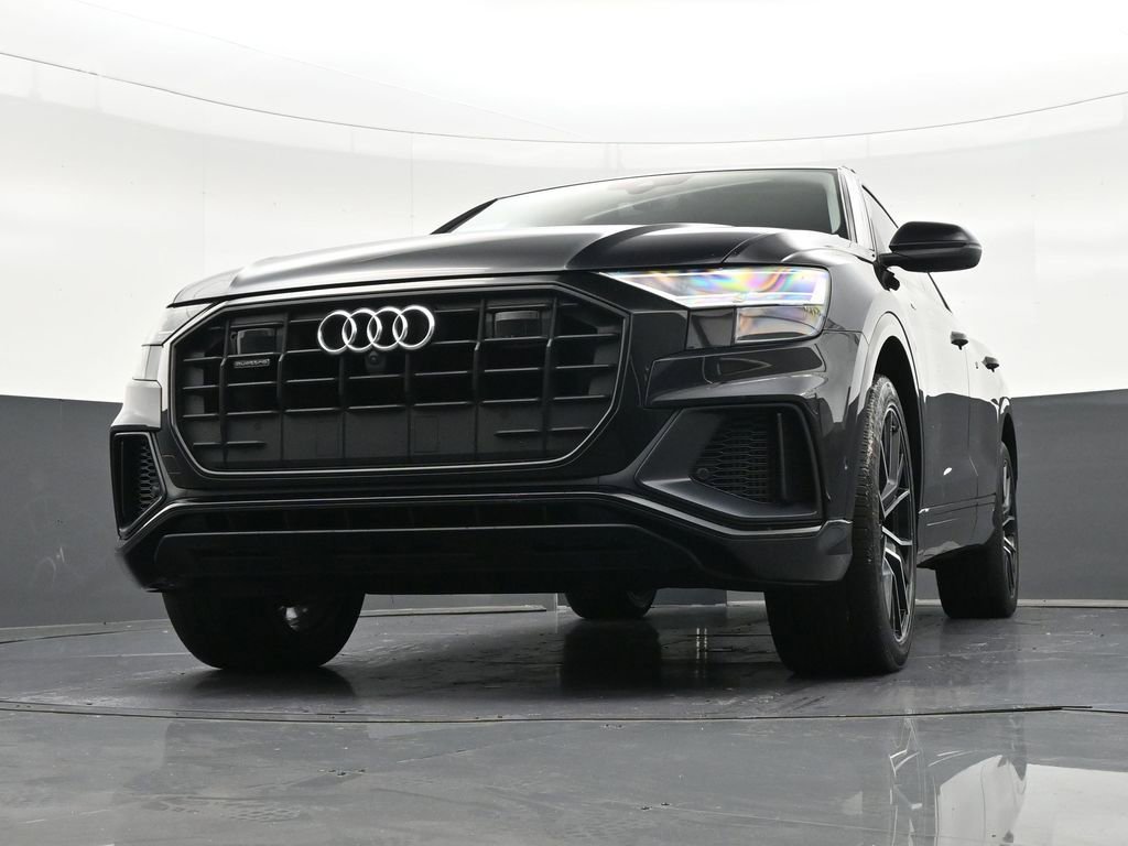 Used 2020 Audi Q8 Premium Plus w/ Premium Plus Package image 32