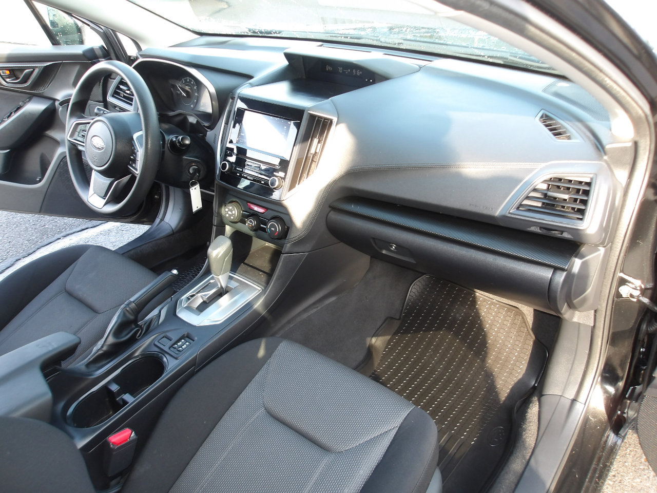 Used 2019 Subaru Impreza 2.0i Premium image 13