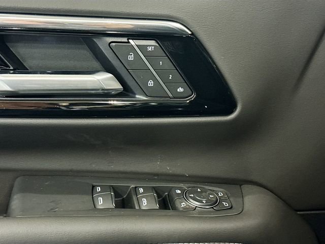 New 2025 Chevrolet Suburban Premier image 19