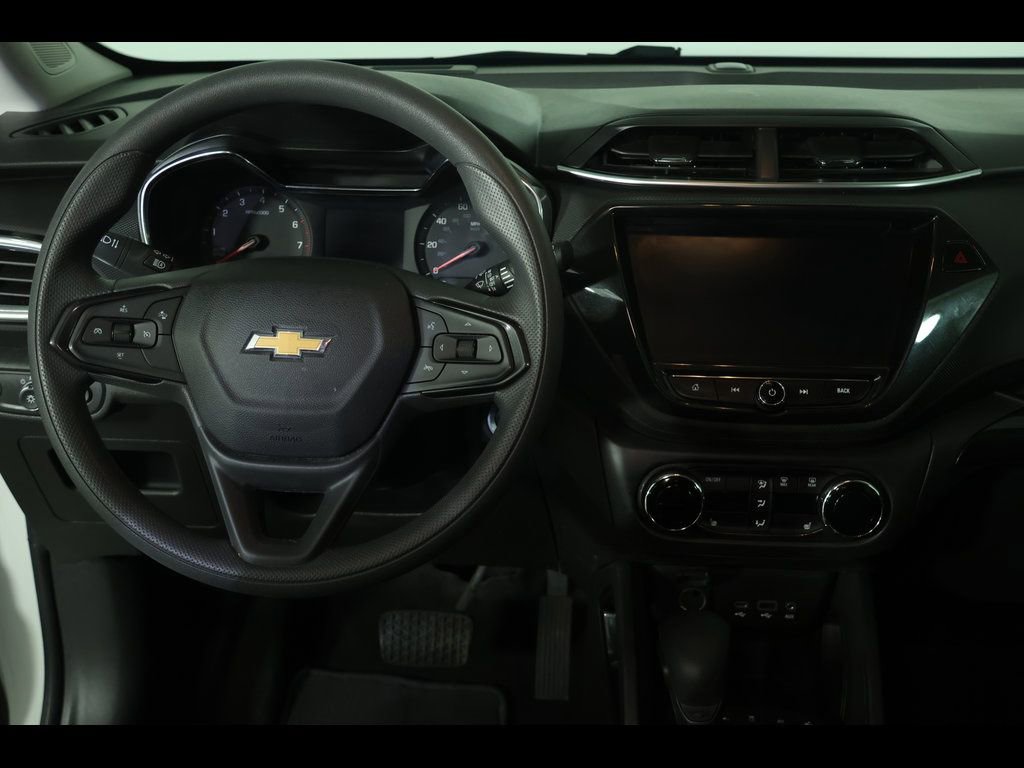 Used 2023 Chevrolet TrailBlazer LT w/ Convenience Package image 12