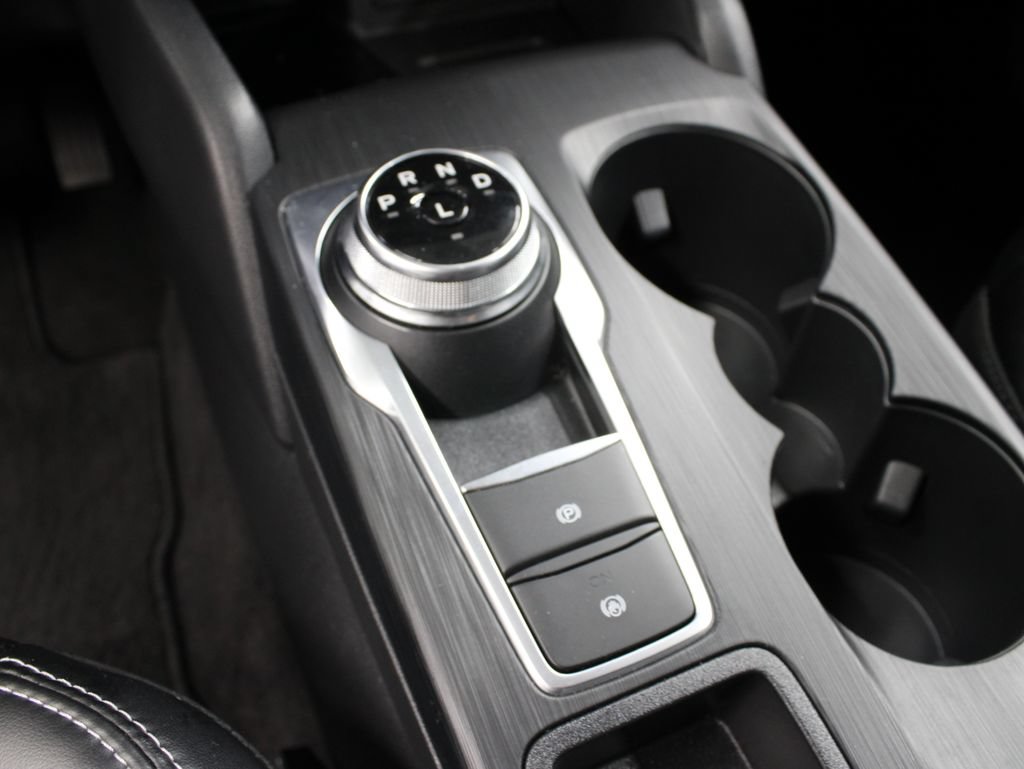Used 2025 Ford Escape Platinum AWD/4WD image 52