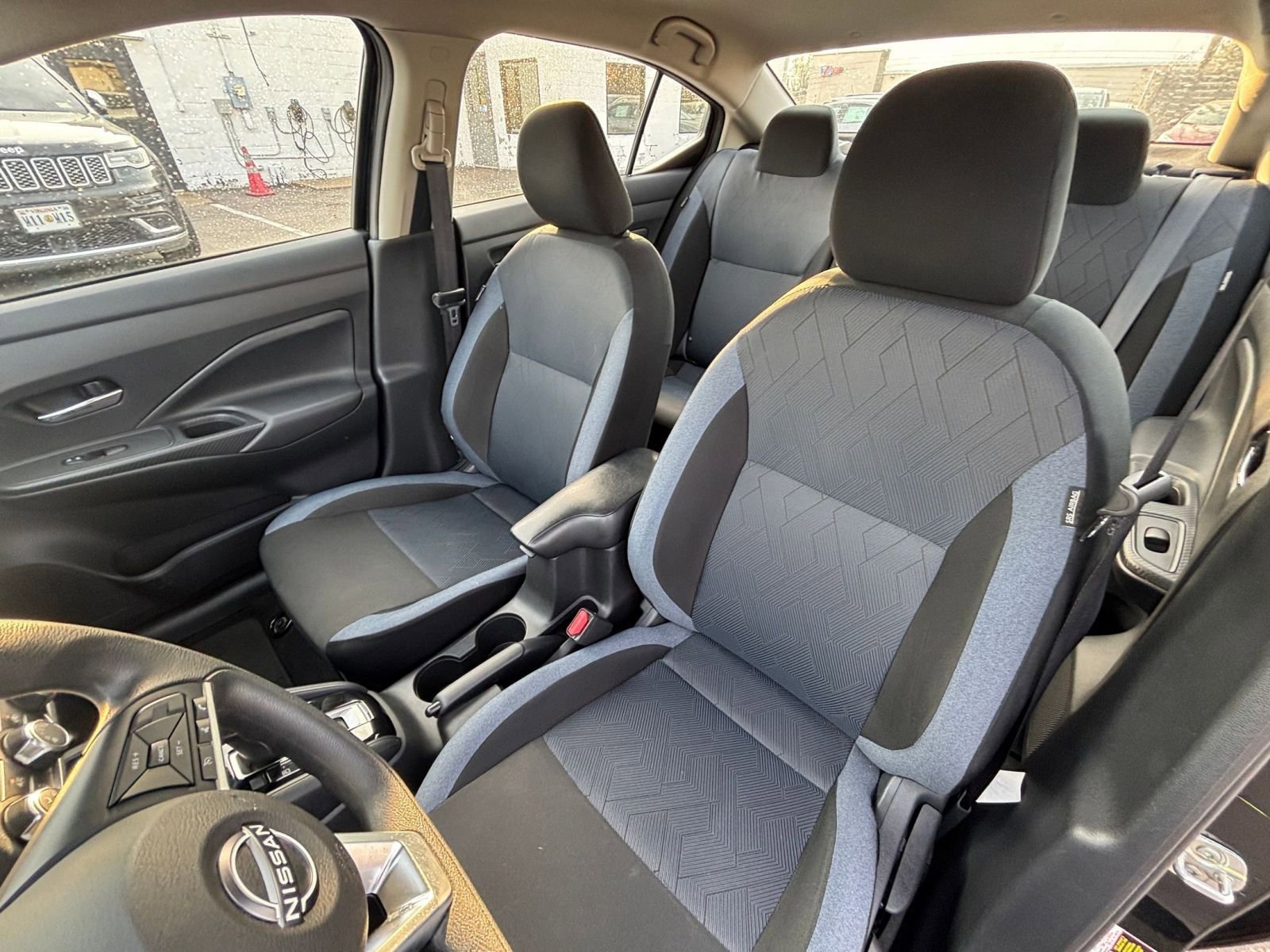 Used 2025 Nissan Versa SV image 36