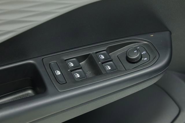 Certified 2023 Volkswagen Taos S FWD image 26