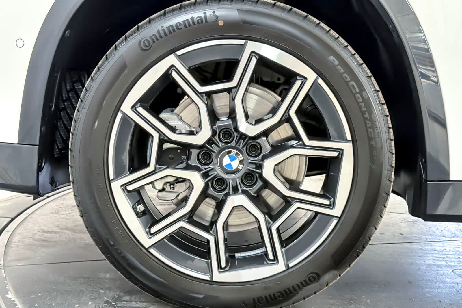 New 2026 BMW X1 xDrive28i w/ Convenience Package AWD/4WD image 25
