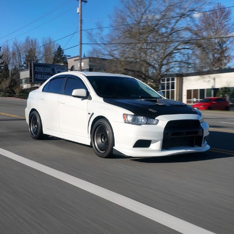 Used 2012 Mitsubishi Lancer Evolution GSR image 6