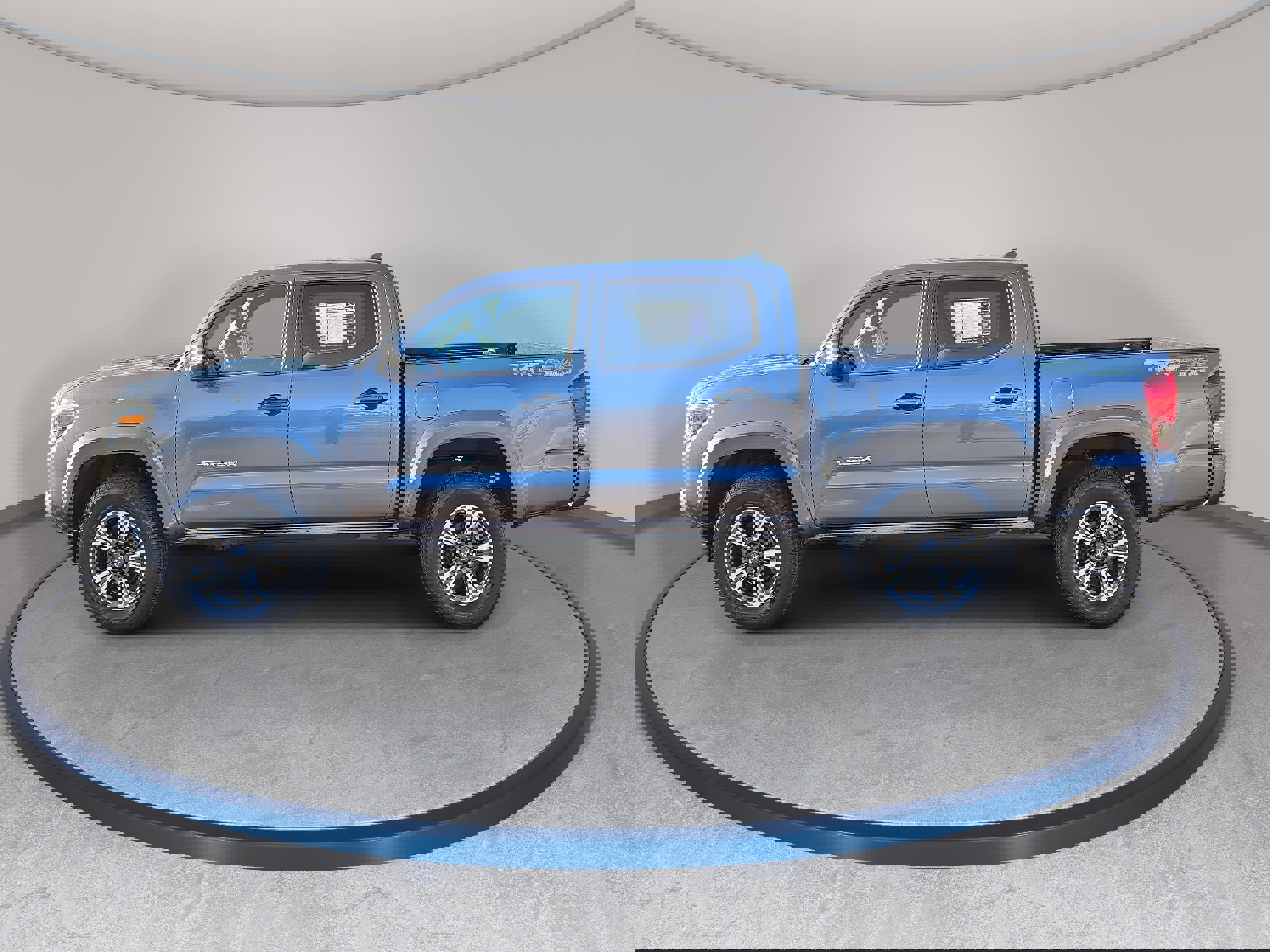 Used 2017 Toyota Tacoma TRD Sport image 7