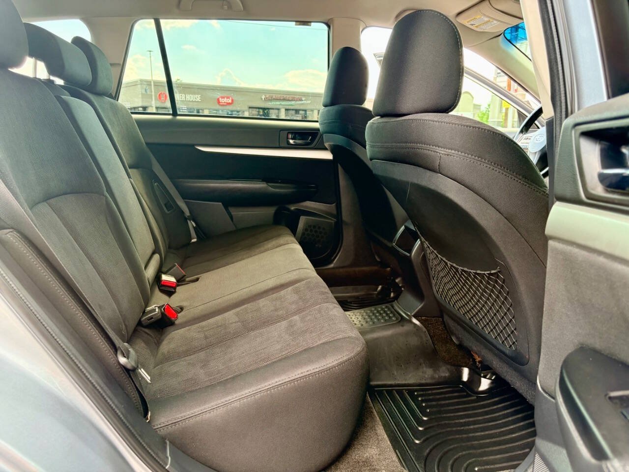 Used 2013 Subaru Outback 2.5i Premium AWD/4WD image 28