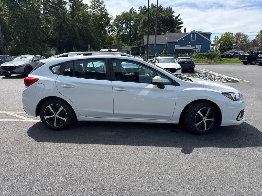 Used 2022 Subaru Impreza 2.0i Premium AWD/4WD image 6