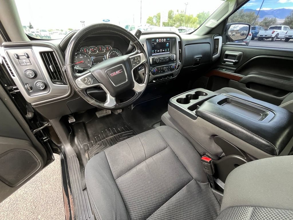 Used 2017 GMC Sierra 1500 SLE w/ SLE Value Package AWD/4WD image 10