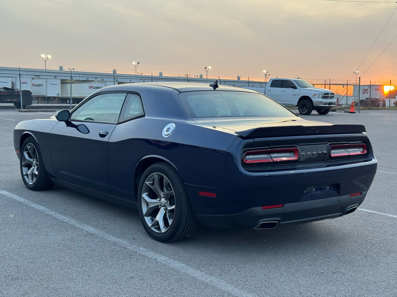 Used 2016 Dodge Challenger SXT w/ Driver Convenience Group image 5