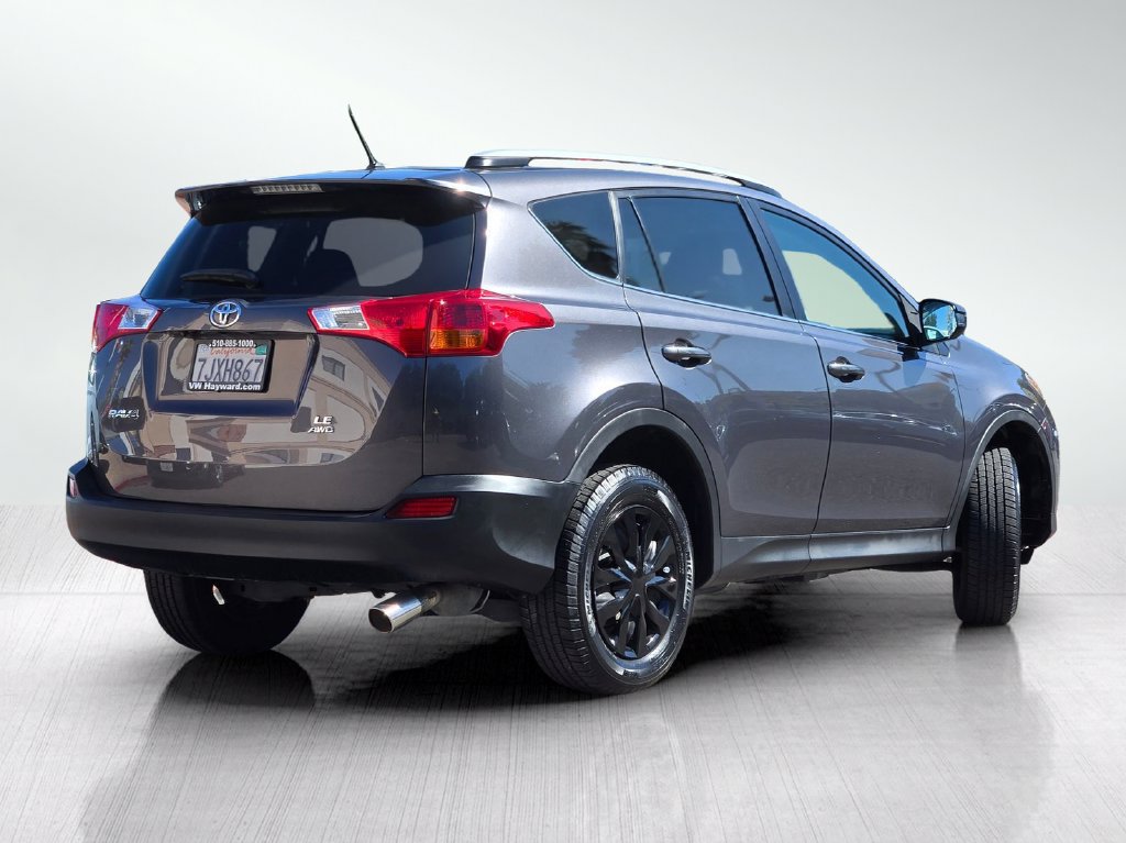 Used 2015 Toyota RAV4 LE AWD/4WD image 5