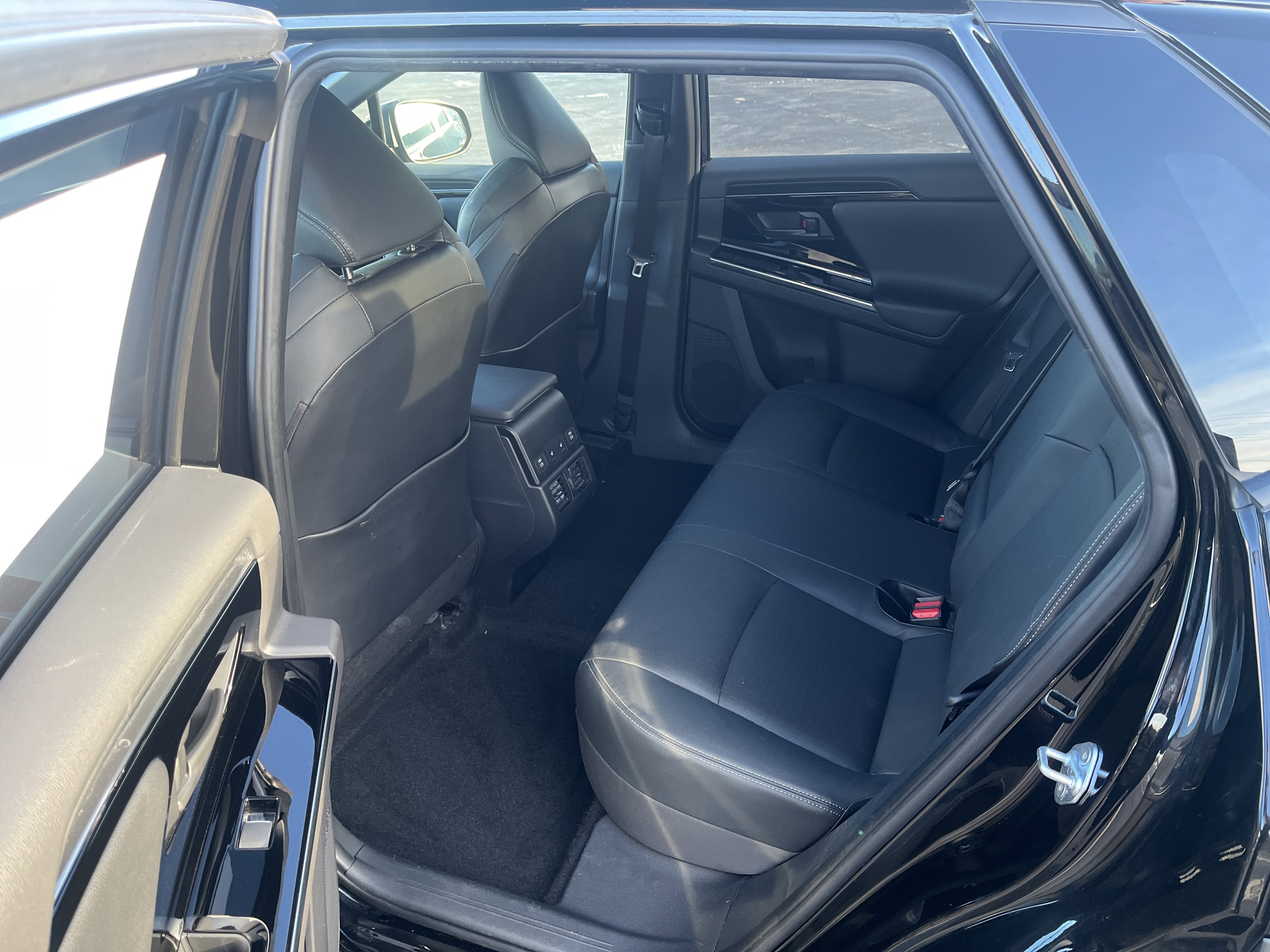 Used 2023 Subaru Solterra AWD image 13