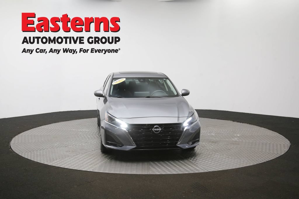 Used 2023 Nissan Altima 2.5 SV w/ SV Premium Package AWD/4WD image 52