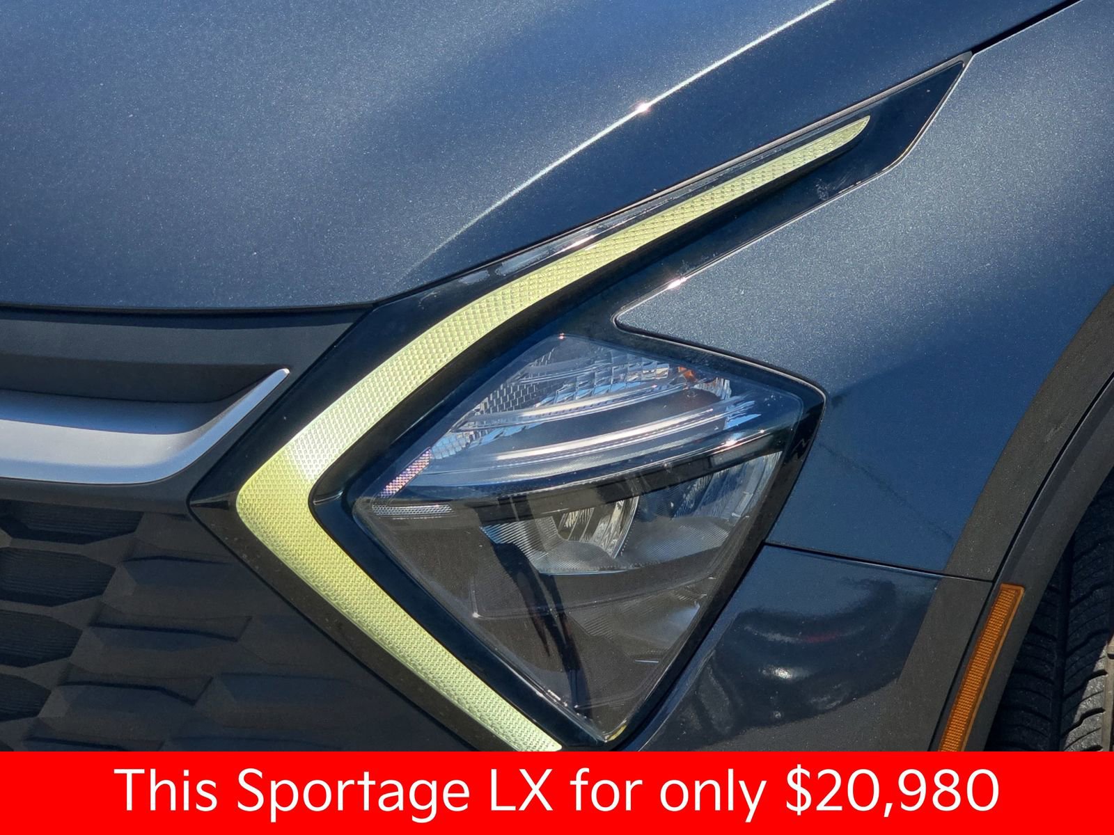 Used 2023 Kia Sportage LX FWD image 36