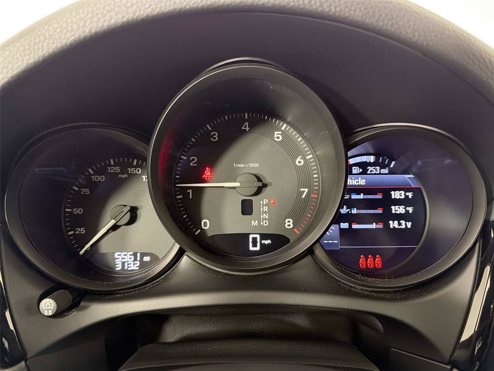Certified 2026 Porsche Macan Turbo AWD/4WD image 19