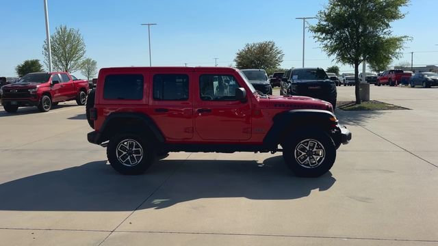 Used 2025 Jeep Wrangler Unlimited Rubicon image 2