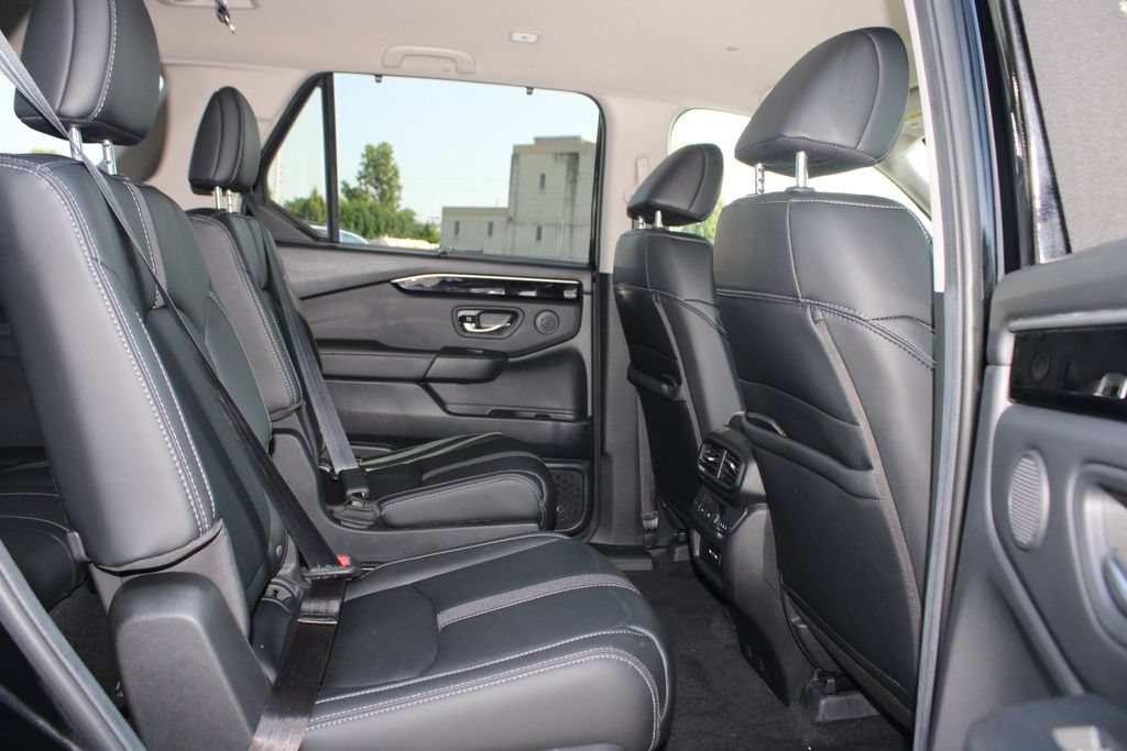 Certified 2025 Honda Pilot EX-L image 14