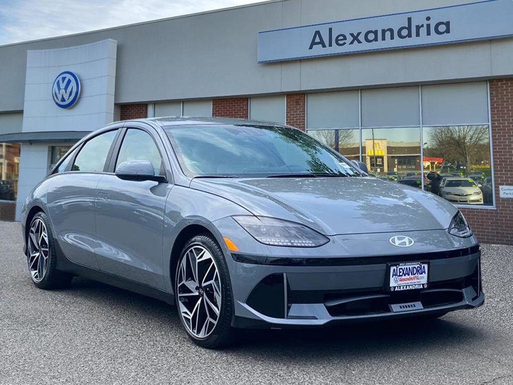 Used 2023 Hyundai Ioniq 6 SEL AWD/4WD image 1