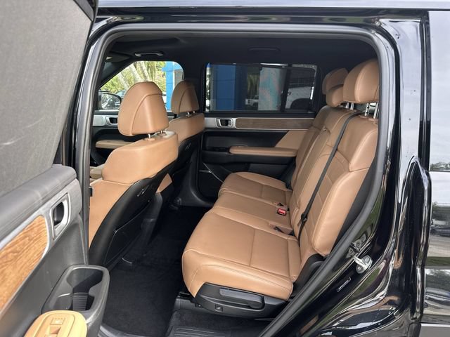 Used 2024 Hyundai Santa Fe Limited AWD/4WD image 27