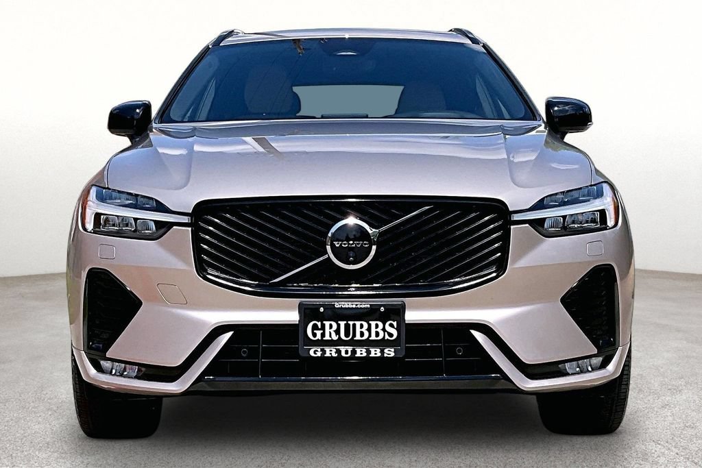 Certified 2026 Volvo XC60 B5 Plus AWD/4WD image 4