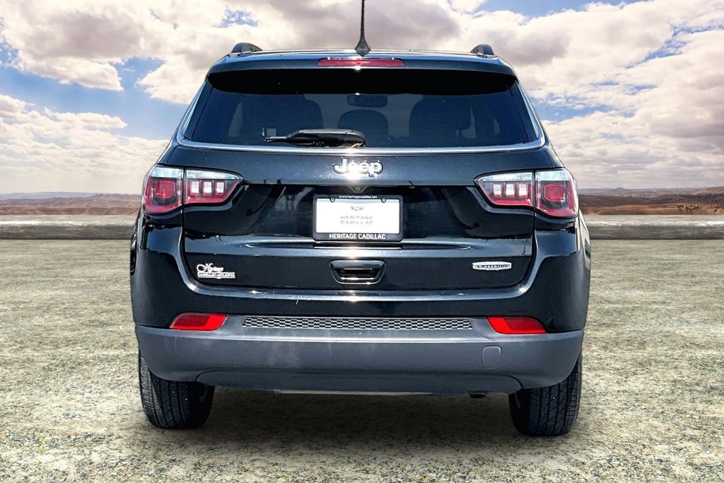 Used 2020 Jeep Compass Latitude FWD image 6