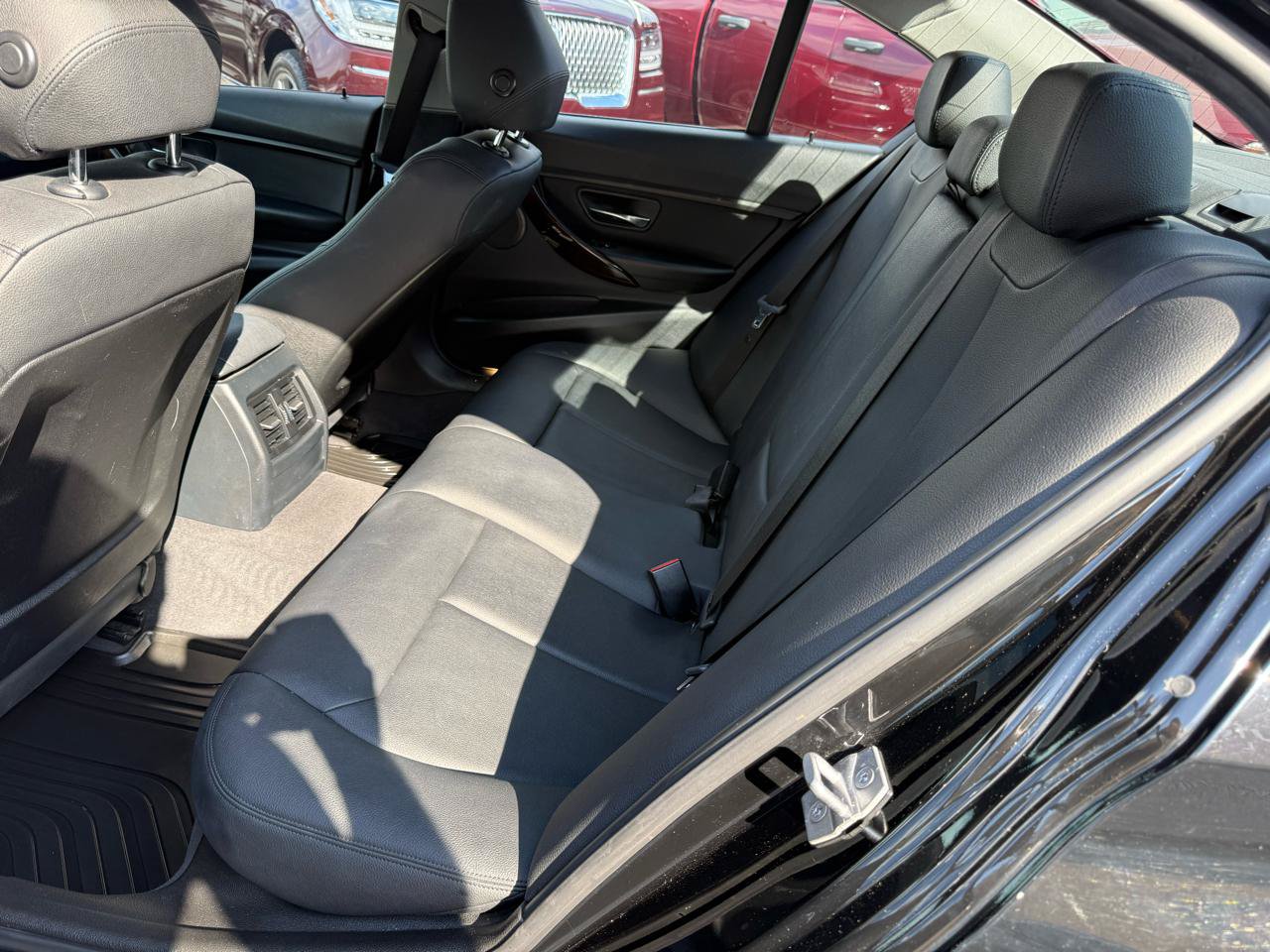 Used 2015 BMW 320i Sedan RWD image 15