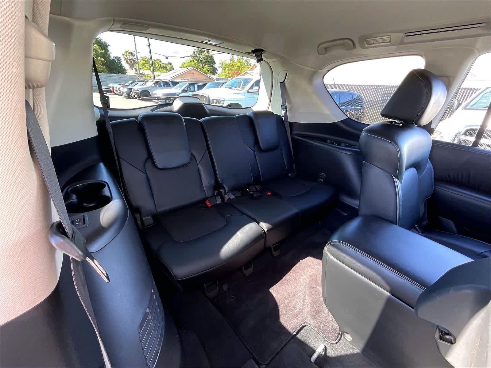 Used 2015 INFINITI QX80 4WD w/ 22" Wheel Package image 31