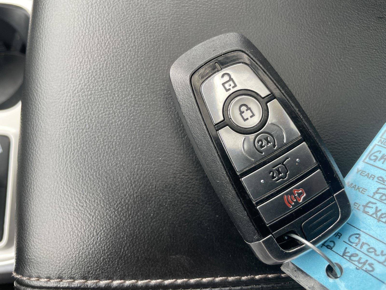 Certified 2022 Ford Explorer XLT w/ Equipment Group 202A image 22