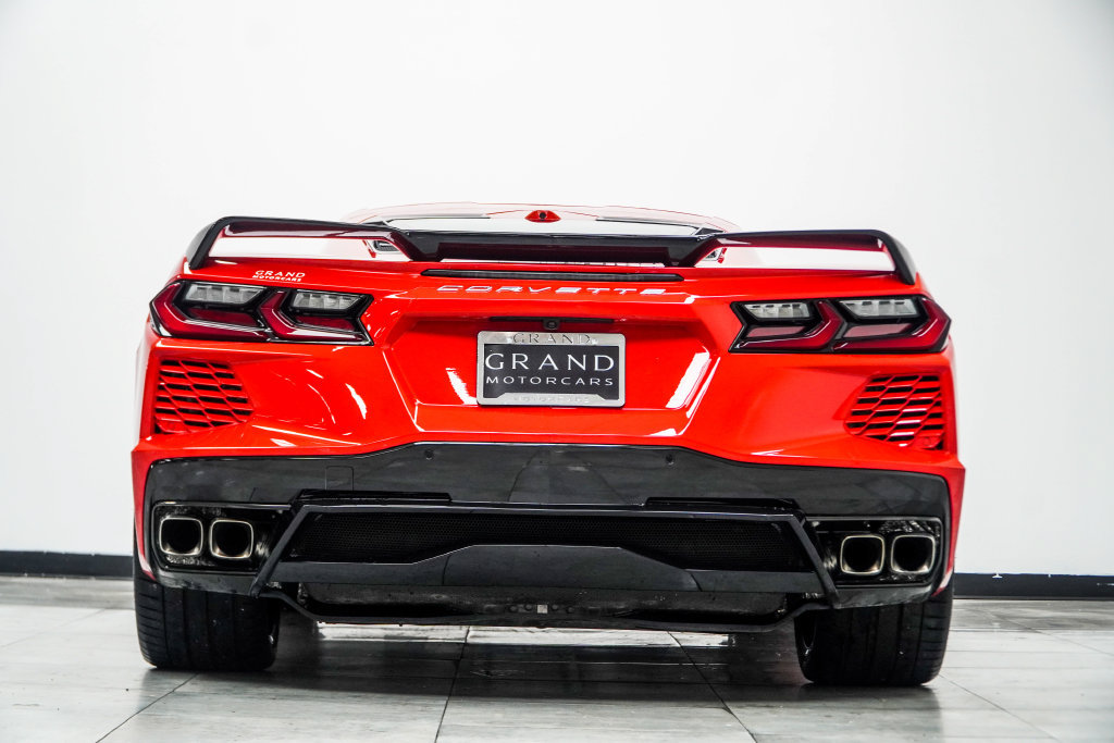Used 2024 Chevrolet Corvette Stingray Premium Cpe w/ Z51 Performance Package RWD image 15