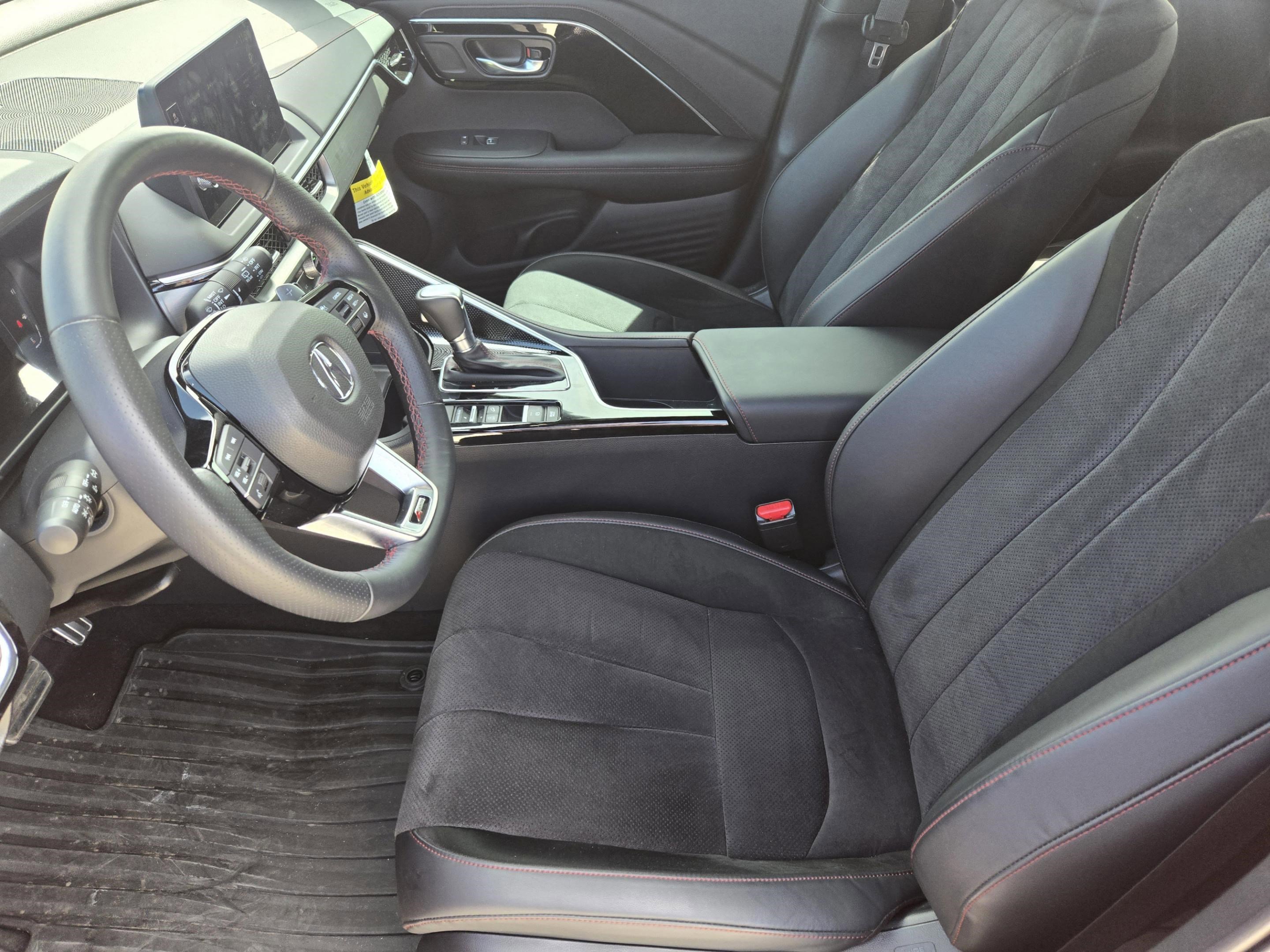 Certified 2025 Acura ADX A-Spec AWD/4WD image 6