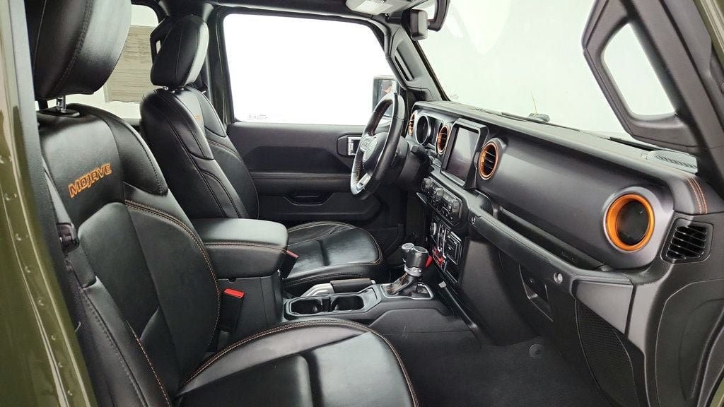 Used 2022 Jeep Gladiator Mojave w/ LED Lighting Group AWD/4WD image 26