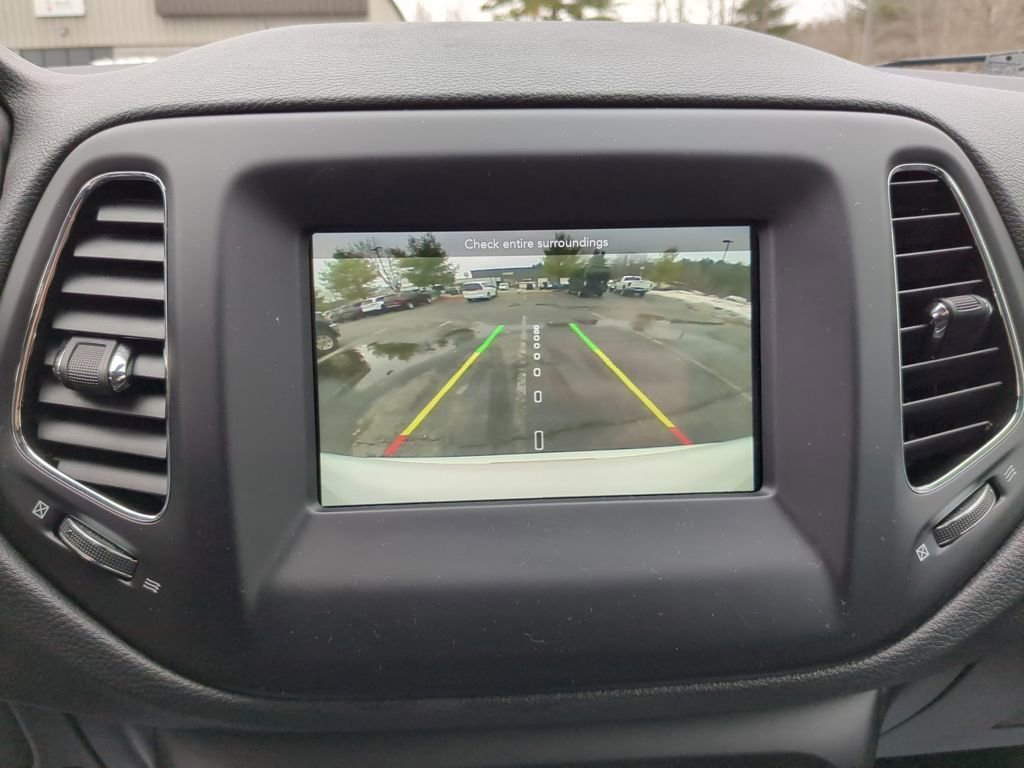 Used 2019 Jeep Compass Latitude w/ Cold Weather Group image 19