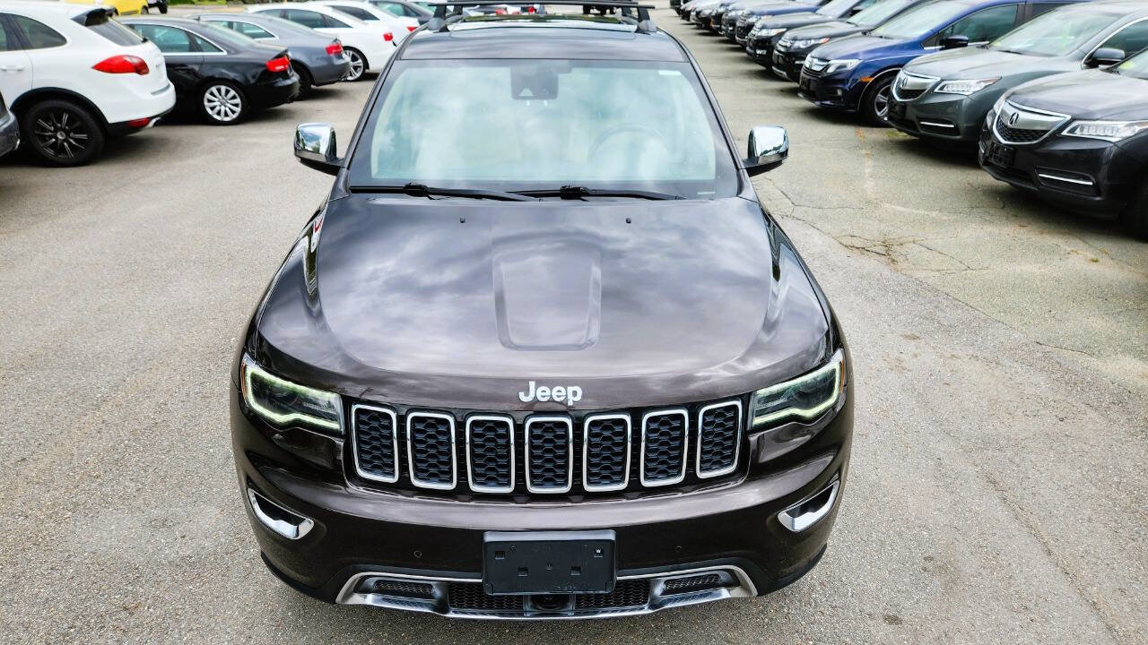 Used 2017 Jeep Grand Cherokee Limited w/ Luxury Group II image 5