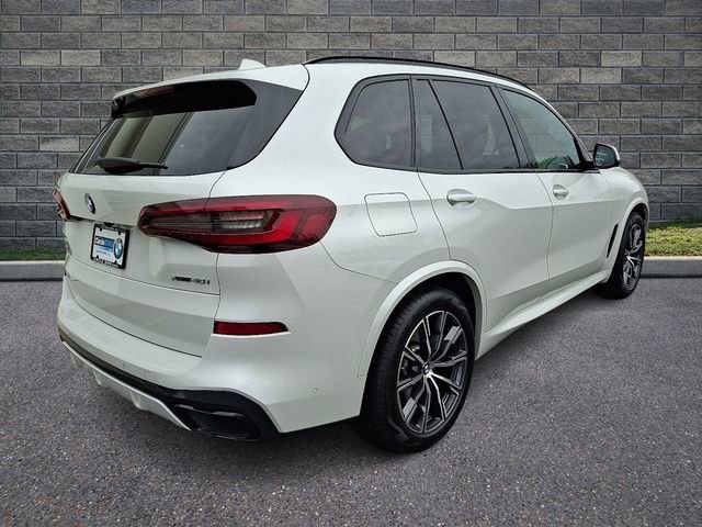 Used 2022 BMW X5 xDrive40i w/ M Sport Package AWD/4WD image 6