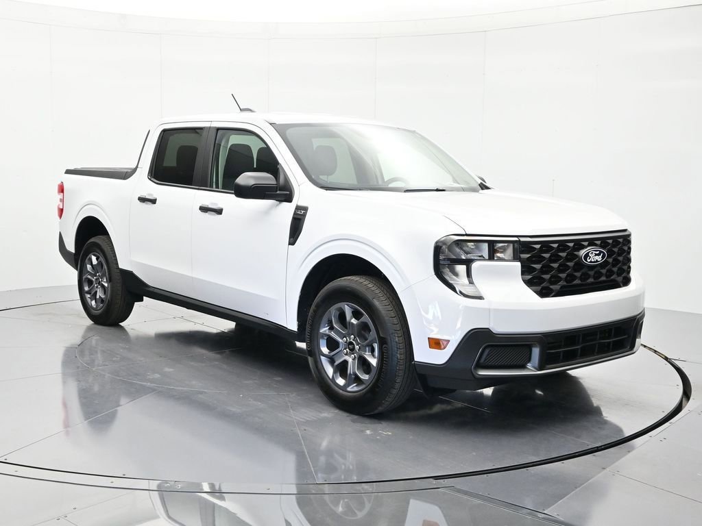 Used 2025 Ford Maverick XLT w/ 4K Tow Package AWD/4WD image 3