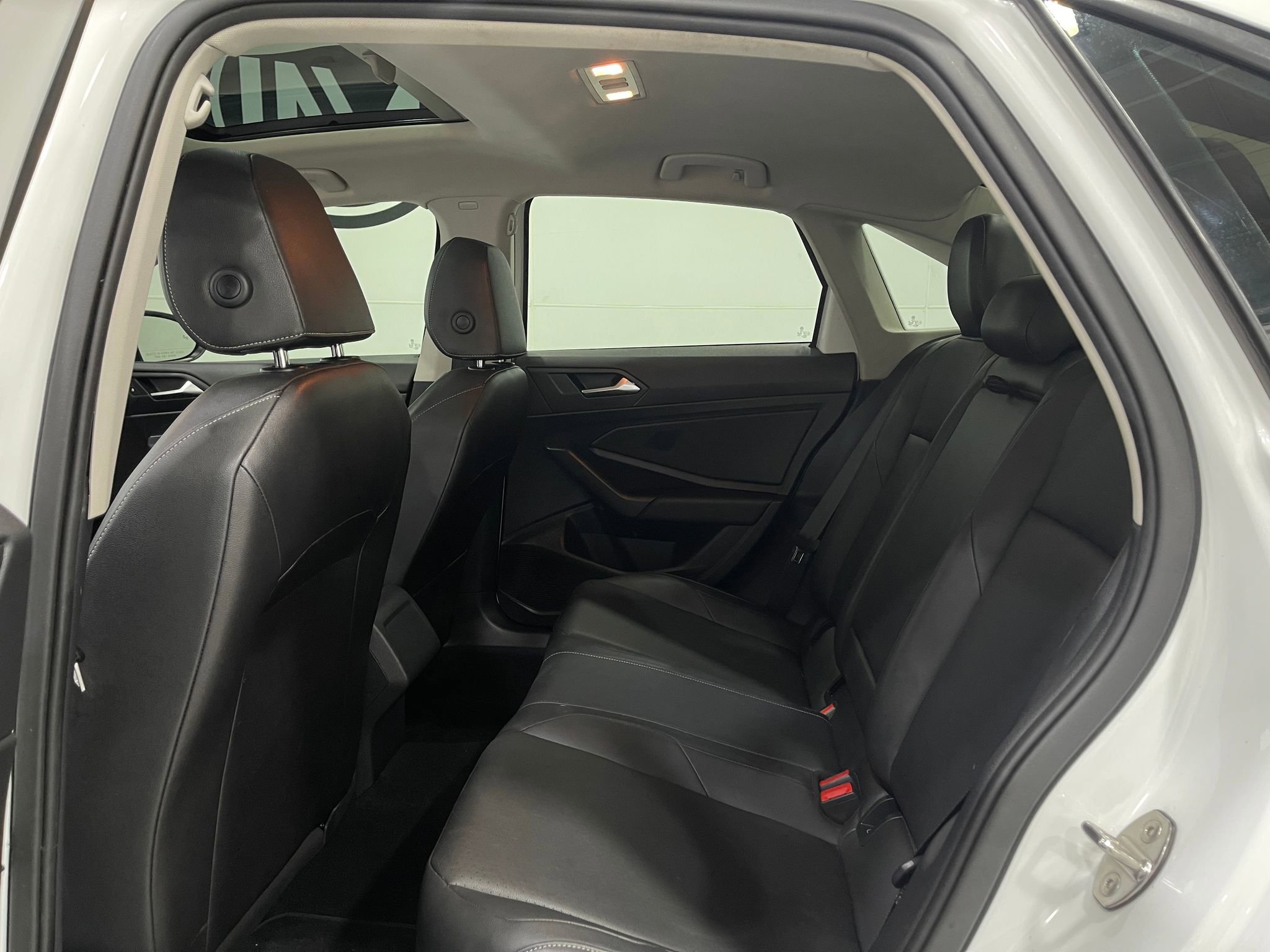 Used 2019 Volkswagen Jetta SEL FWD image 29