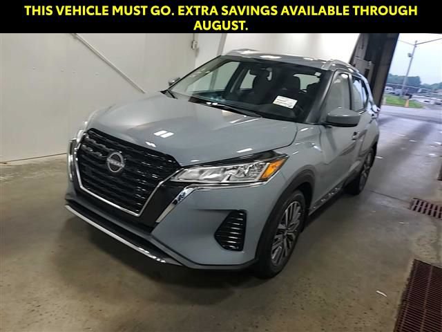 Used 2024 Nissan Kicks SV FWD image 3