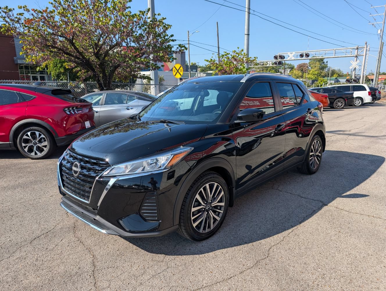Used 2022 Nissan Kicks SV FWD image 3
