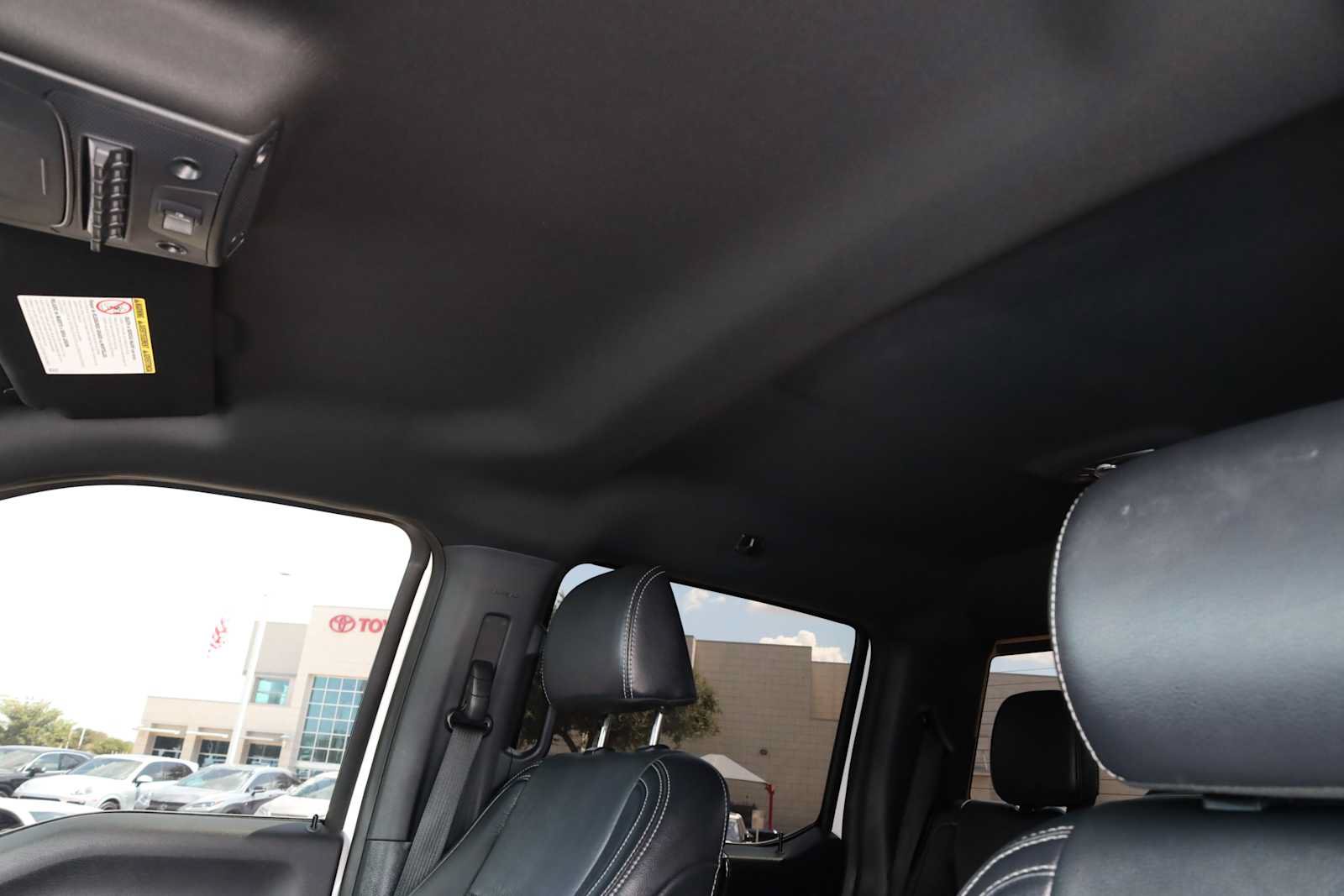 Used 2022 Ford F250 Lariat w/ Lariat Ultimate Package AWD/4WD image 5