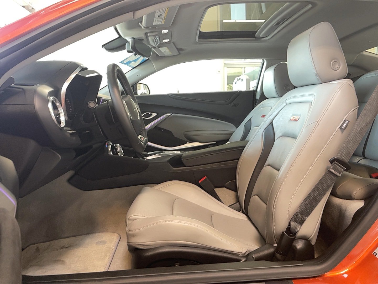 Used 2024 Chevrolet Camaro SS w/ Design Package 2 RWD image 9