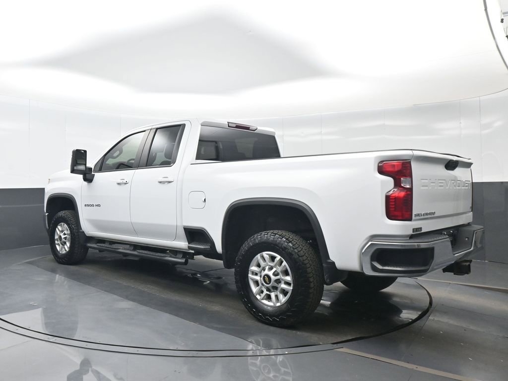 Used 2022 Chevrolet Silverado 2500 LT w/ Convenience Package RWD image 4