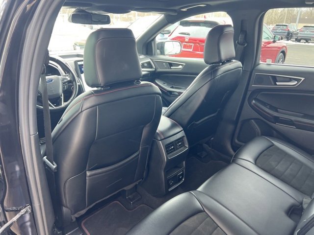 Used 2022 Ford Edge ST-Line image 22