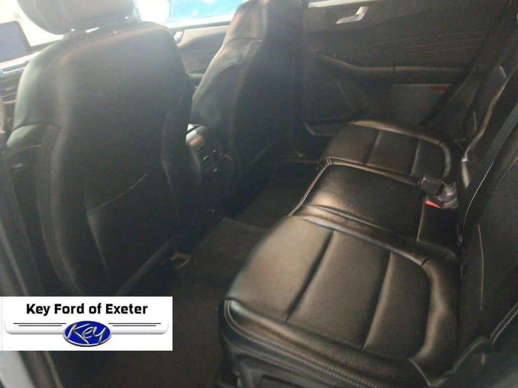 Used 2022 Ford Escape SEL AWD/4WD image 16