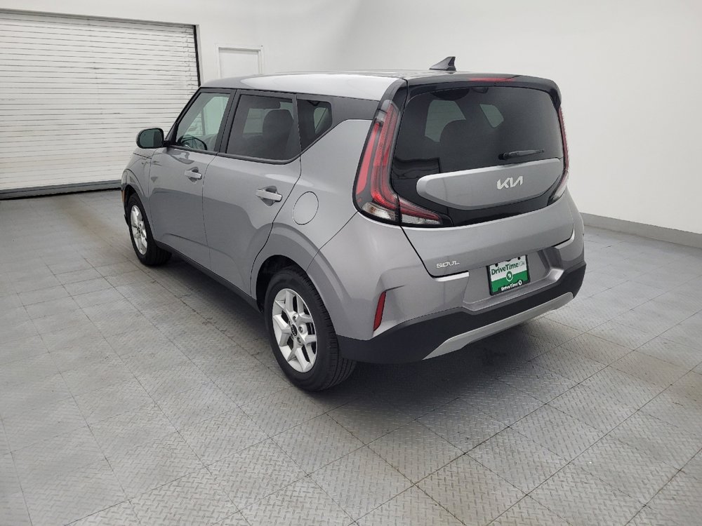 Used 2025 Kia Soul LX w/ LX Technology Package image 5