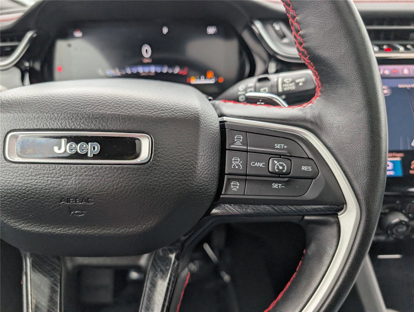 Used 2022 Jeep Grand Cherokee Trailhawk w/ ADV Protech Group II AWD/4WD image 25