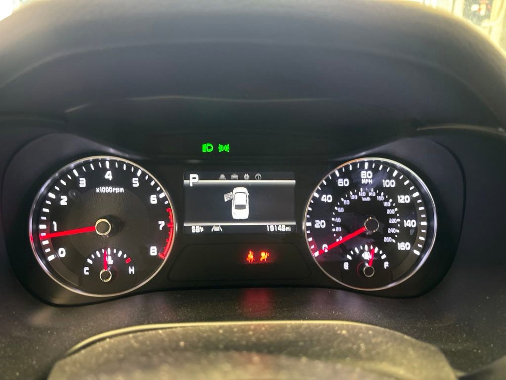 Used 2023 Kia Forte LXS FWD image 3