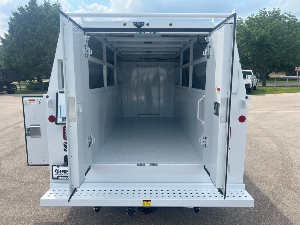 New 2025 Chevrolet Express 3500 w/ Power Convenience Package image 26