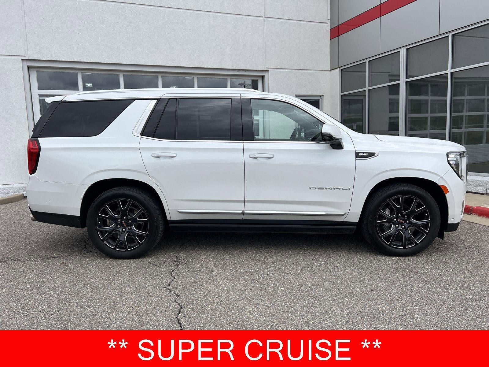 Used 2024 GMC Yukon Denali w/ Advanced Technology Package AWD/4WD image 1