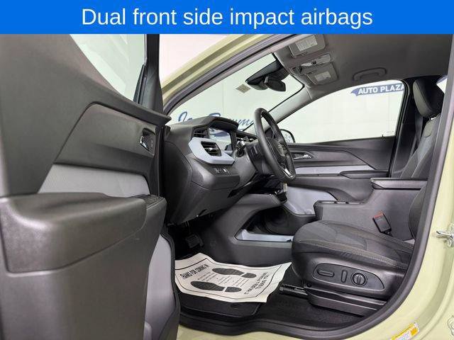New 2027 Chevrolet Bolt LT w/ Comfort Package FWD image 9